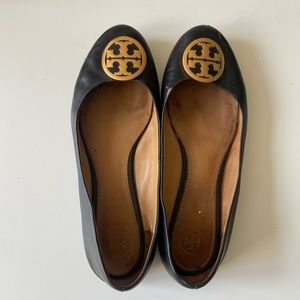 [Tory Burch] Black Flats